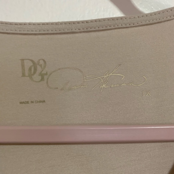 Diane Gilman 2 Open shoulder and bell sleeves. New - Picture 6 of 6